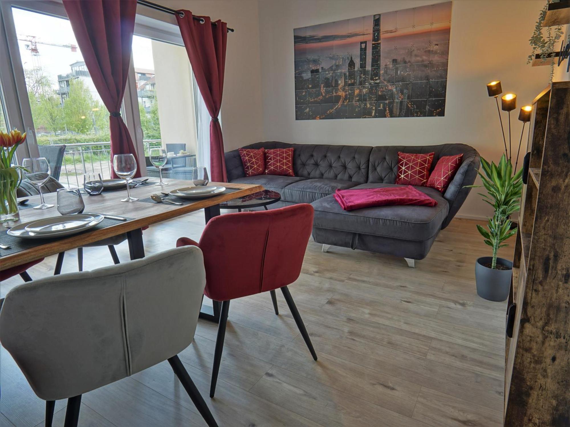"Hogulu" Brandenburg, Balkon, Neustadt, Kueche, Wassernaehe - Parkplatz Inklusive Apartment Brandenburg  Bilik gambar
