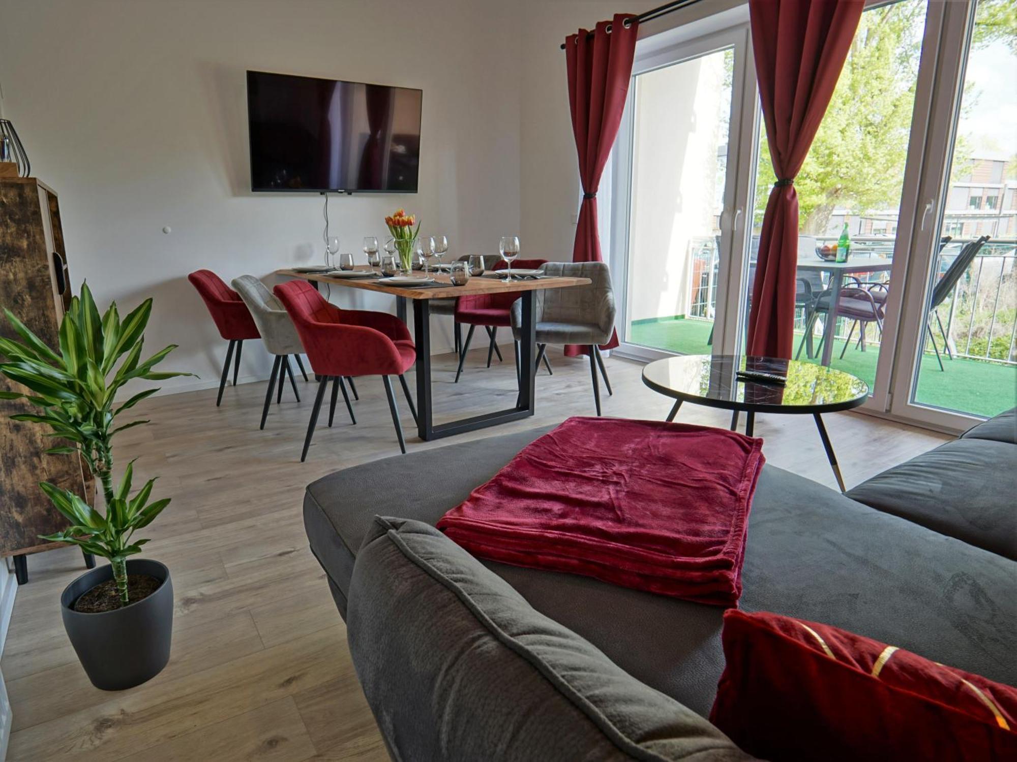 "Hogulu" Brandenburg, Balkon, Neustadt, Kueche, Wassernaehe - Parkplatz Inklusive Apartment Brandenburg  Bilik gambar